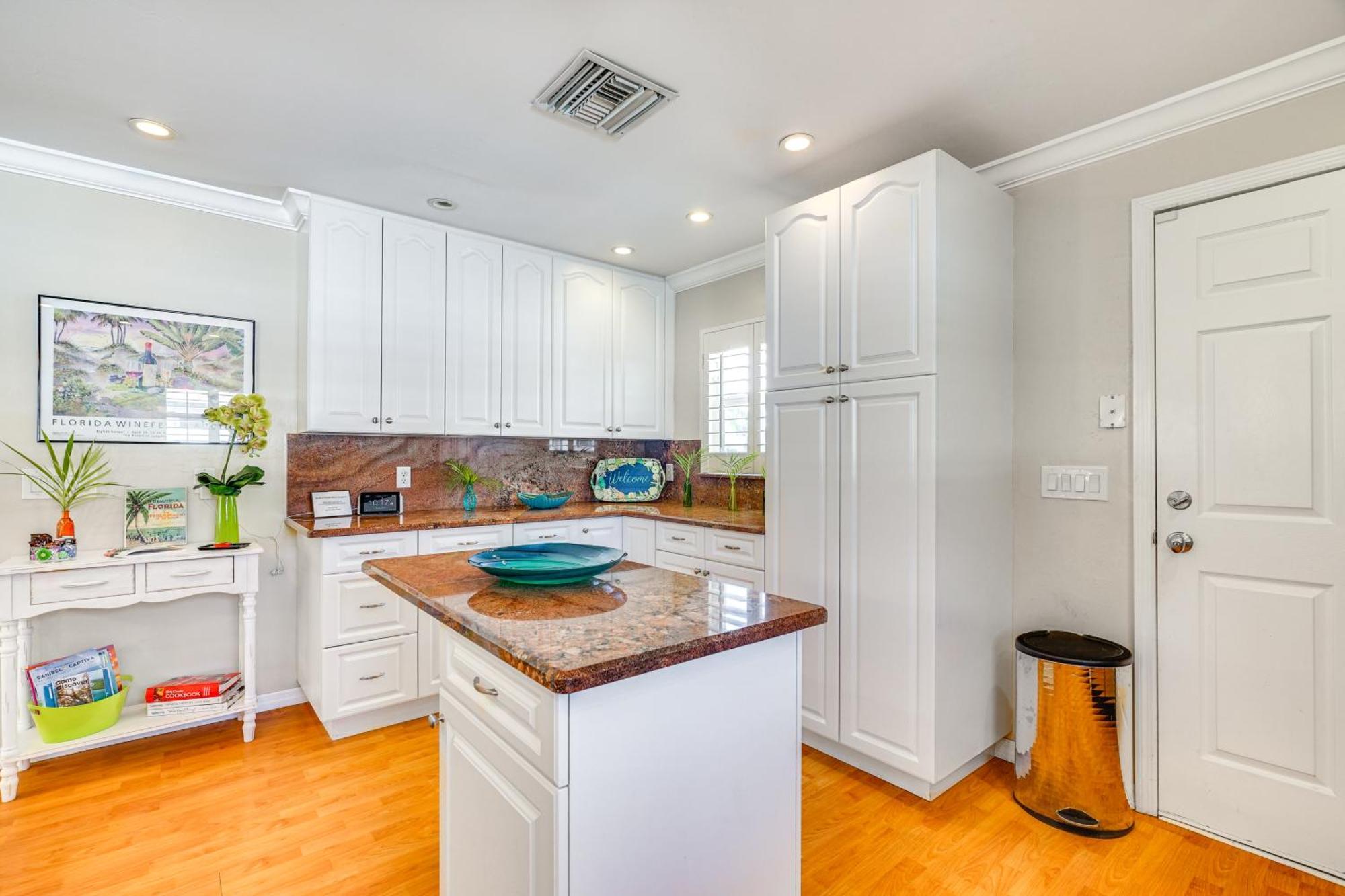 Fort Myers Bungalow - 12 Miles To The Beach! Bagian luar foto
